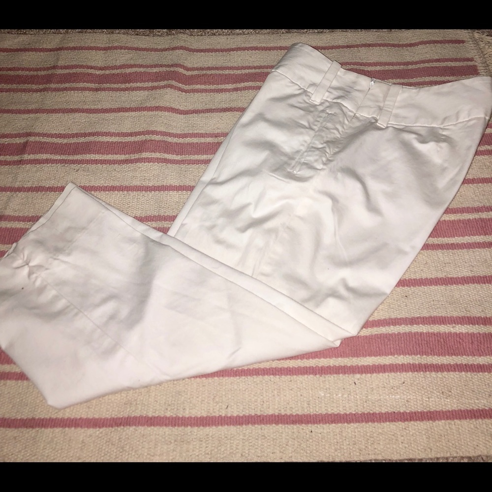 Stretchy capris .                               17
